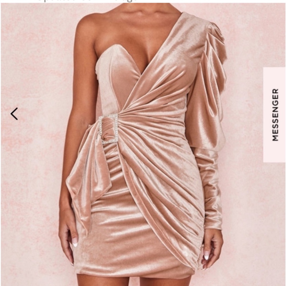 NWT HOUSE OF CB Tamara Blush Nude Velvet Rhineatone Dress. Size Small